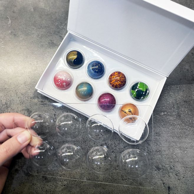 ✨Dlouho jsme makali, abychom Vám mohli předat to nejlepší, co umíme. 🎁 Nové krabičky 🍫 Nové tvary 💫 Nové příchutě...